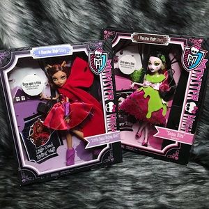 Monster High Once Upon A Time Clawdeen+ Draculaura